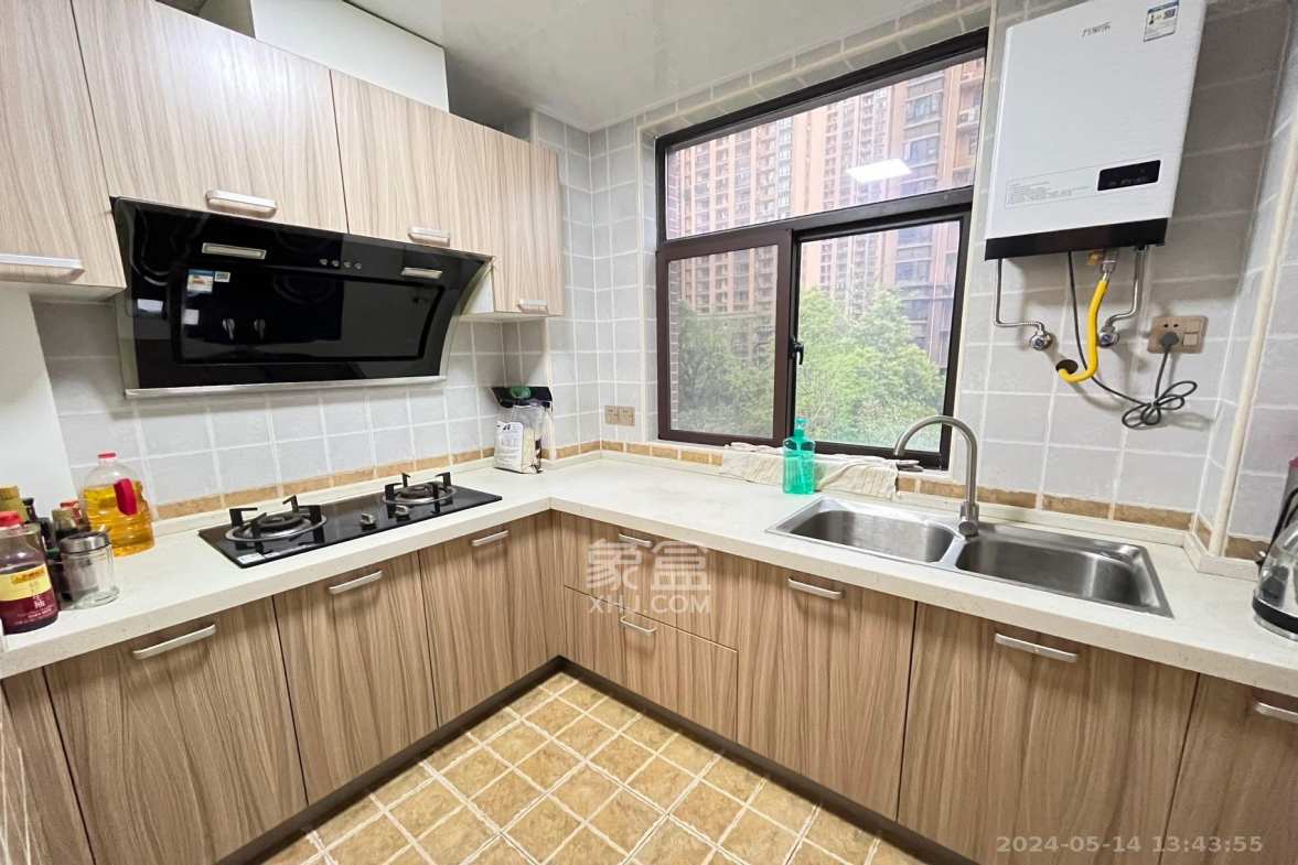 德润小区(丰升德润小区) 0室0厅0卫 2400.0元/月 德润小区(丰升德润小区) 0室0厅0卫 2400.0元/月室内图