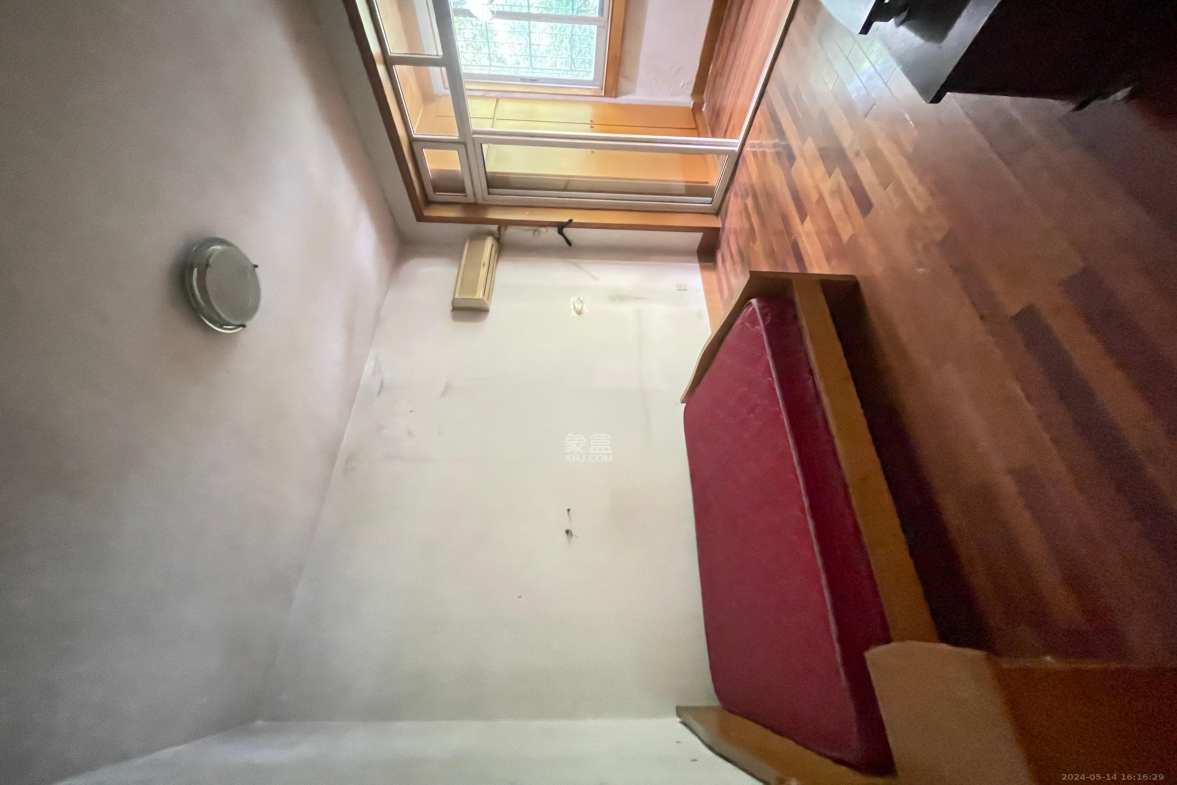 省质检局宿舍 3室2厅2卫 2600.0元/月 省质检局宿舍 3室2厅2卫 2600.0元/月室内图