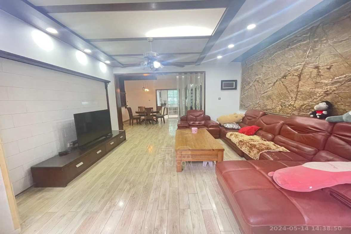 枫林绿洲 4室2厅2卫 1500.0元/月 枫林绿洲 4室2厅2卫 1500.0元/月室内图