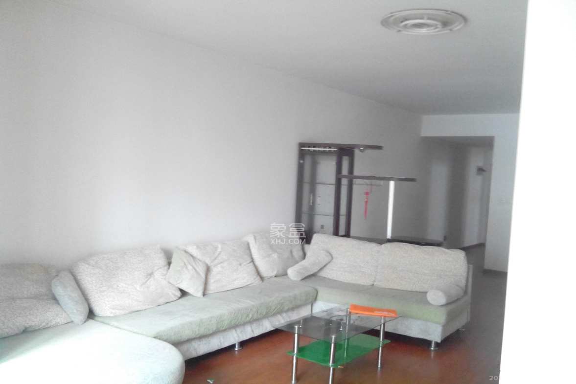 嘉盛华庭(一期、二期、三期) 2室1厅1卫 3000.0元/月 嘉盛华庭(一期、二期、三期) 2室1厅1卫 3000.0元/月室内图