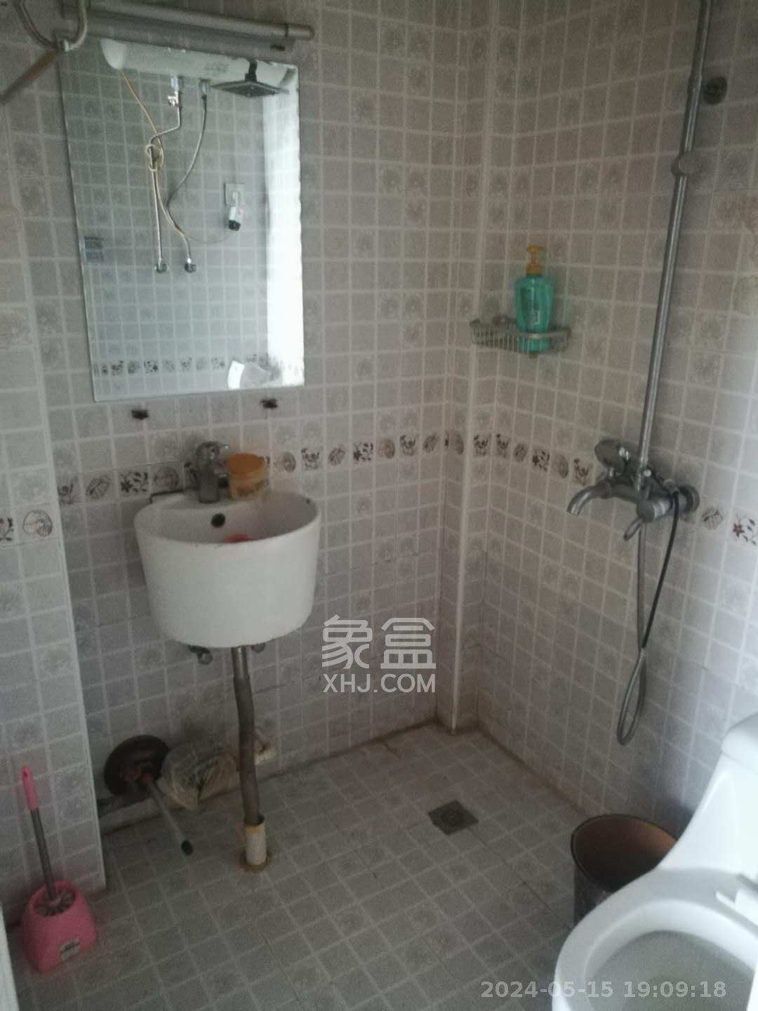 融圣国际  1室1厅1卫    1600.0元/月室内图