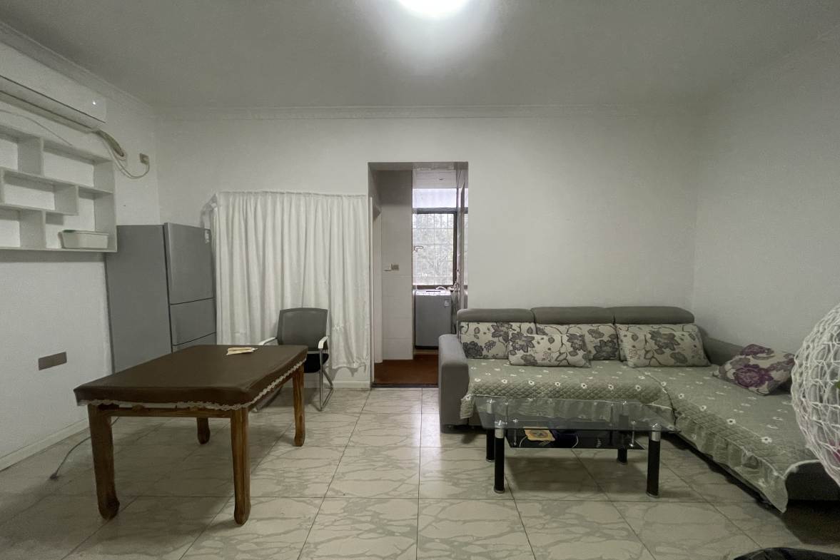 五义苑(人文师范学院家属楼内) 0室0厅0卫 800.0元/月 五义苑(人文师范学院家属楼内) 0室0厅0卫 800.0元/月室内图