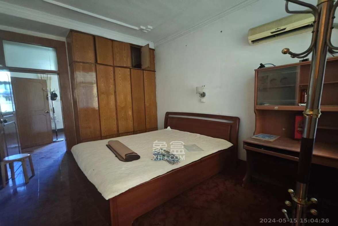 湘农桥社区  3室2厅1卫    2200.0元/月 湘农桥社区  3室2厅1卫    2200.0元/月室内图