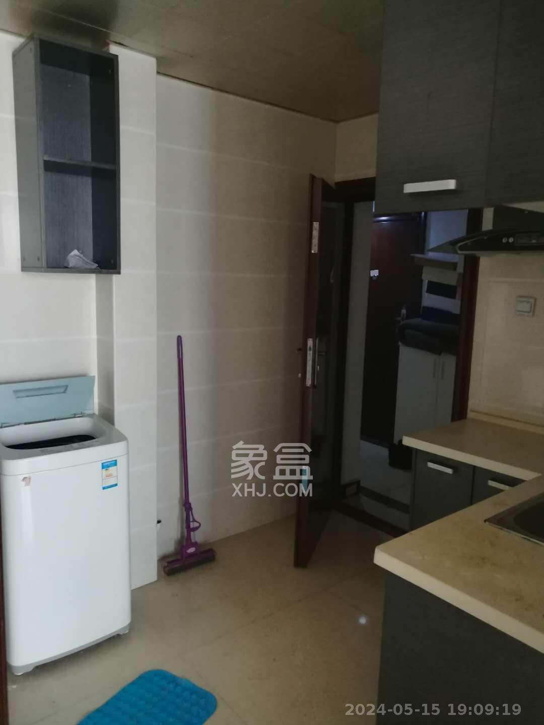 融圣国际  1室1厅1卫    1600.0元/月室内图