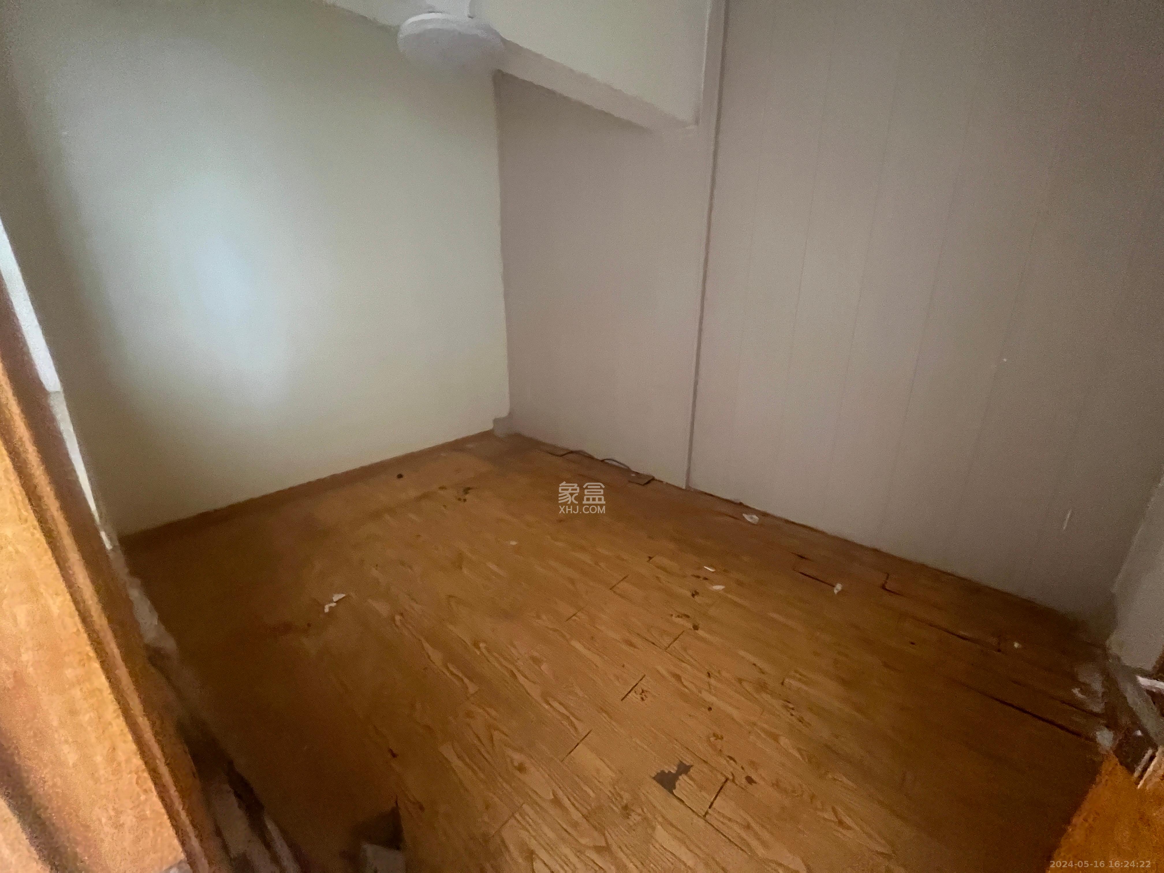 山水庭院   112.0㎡      3500.0元/月室内图