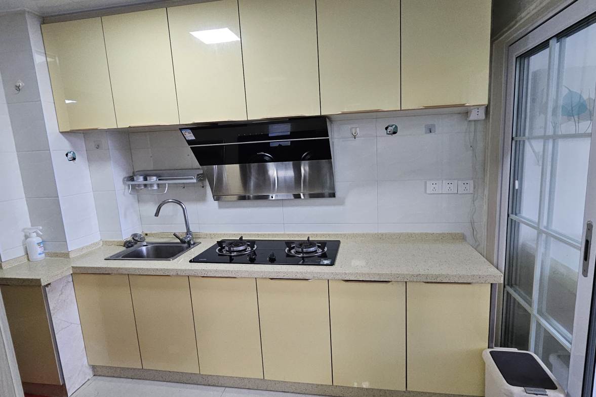 云顶上品  2室1厅2卫   1600.00元/月室内图
