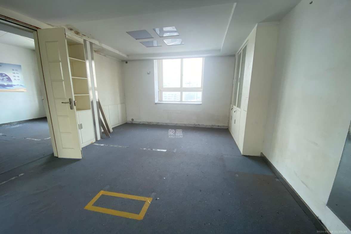 顺天城 6室1厅1卫 5500.0元/月 顺天城 6室1厅1卫 5500.0元/月室内图