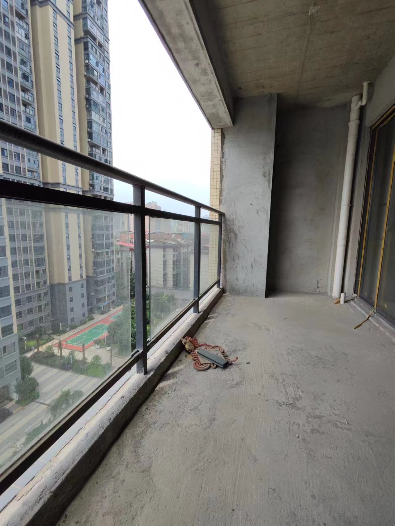 红湘大第  3室2厅2卫    72.0万