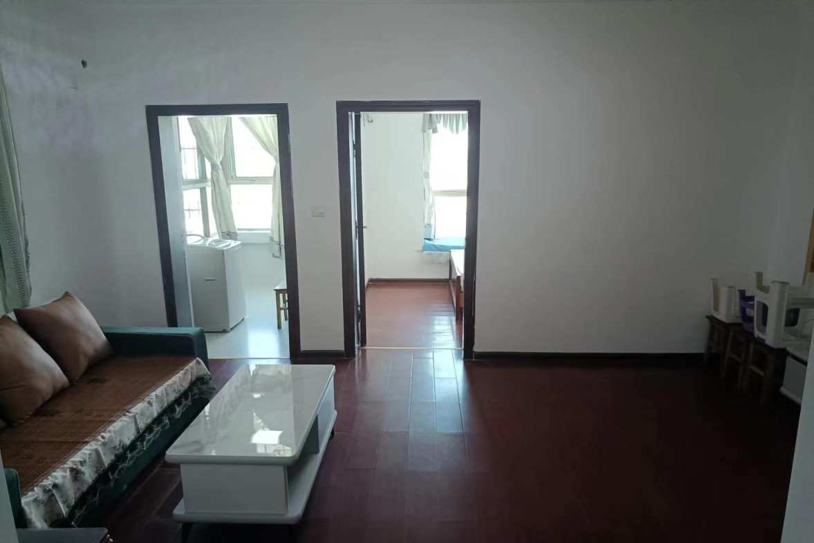 进步亚泰  2室1厅1卫    1500.0元/月室内图