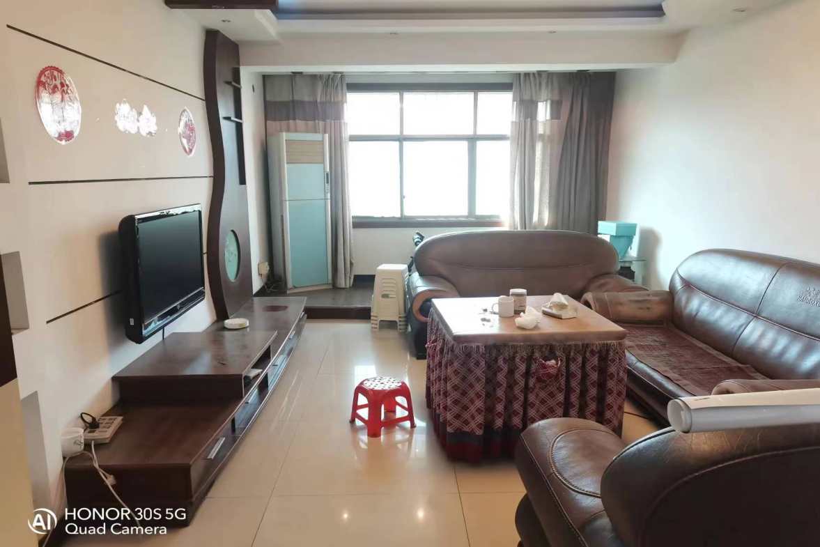 娄星区散盘 3室2厅2卫 1200.0元/月 娄星区散盘 3室2厅2卫 1200.0元/月室内图