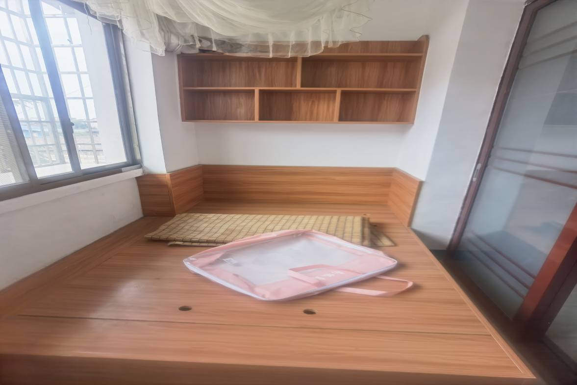 湘煤机清潭小区 2室1厅1卫 26.8万 湘煤机清潭小区 2室1厅1卫 26.8万客厅