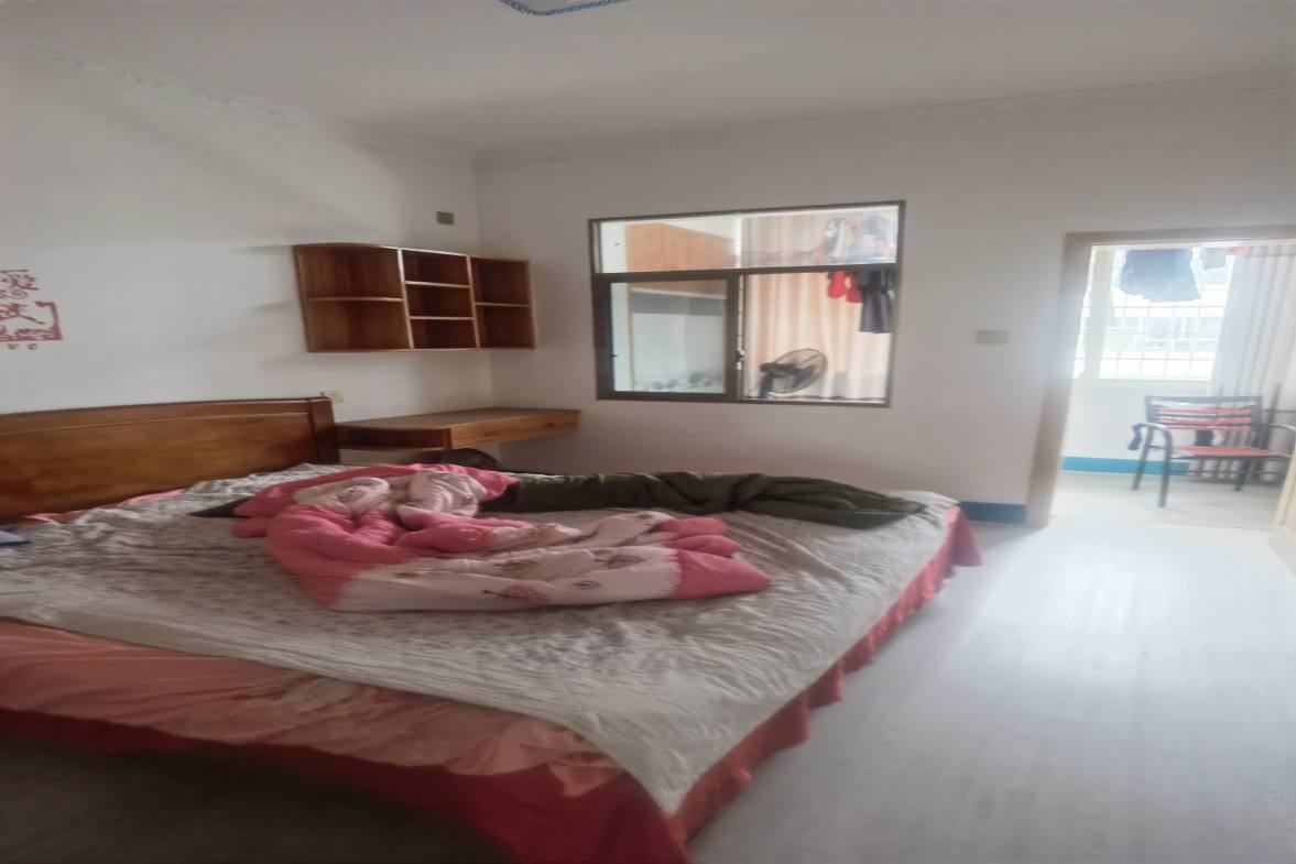 湘煤机清潭小区 2室1厅1卫 26.8万 湘煤机清潭小区 2室1厅1卫 26.8万客厅