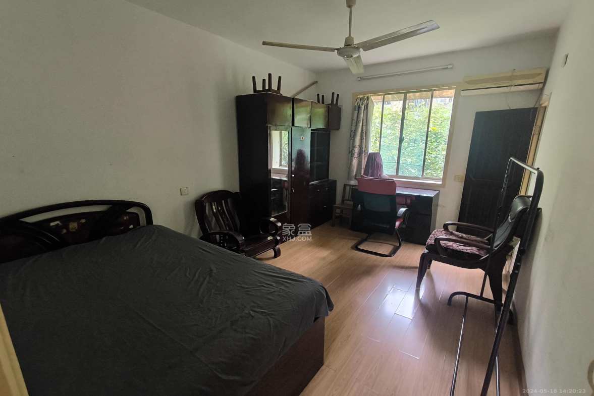 省机械工业学院（湖南工业职业学院雨花校区）  3室1厅1卫   1500.00元/月室内图