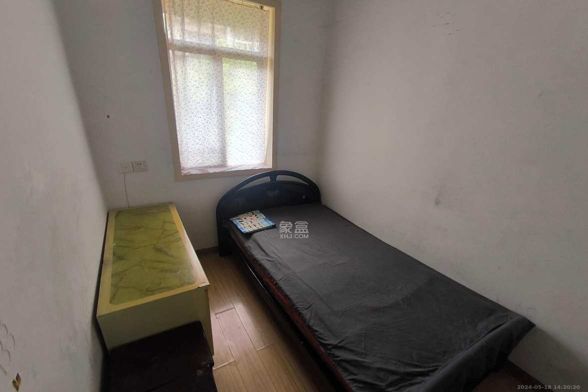 省机械工业学院（湖南工业职业学院雨花校区）  3室1厅1卫   1500.00元/月室内图