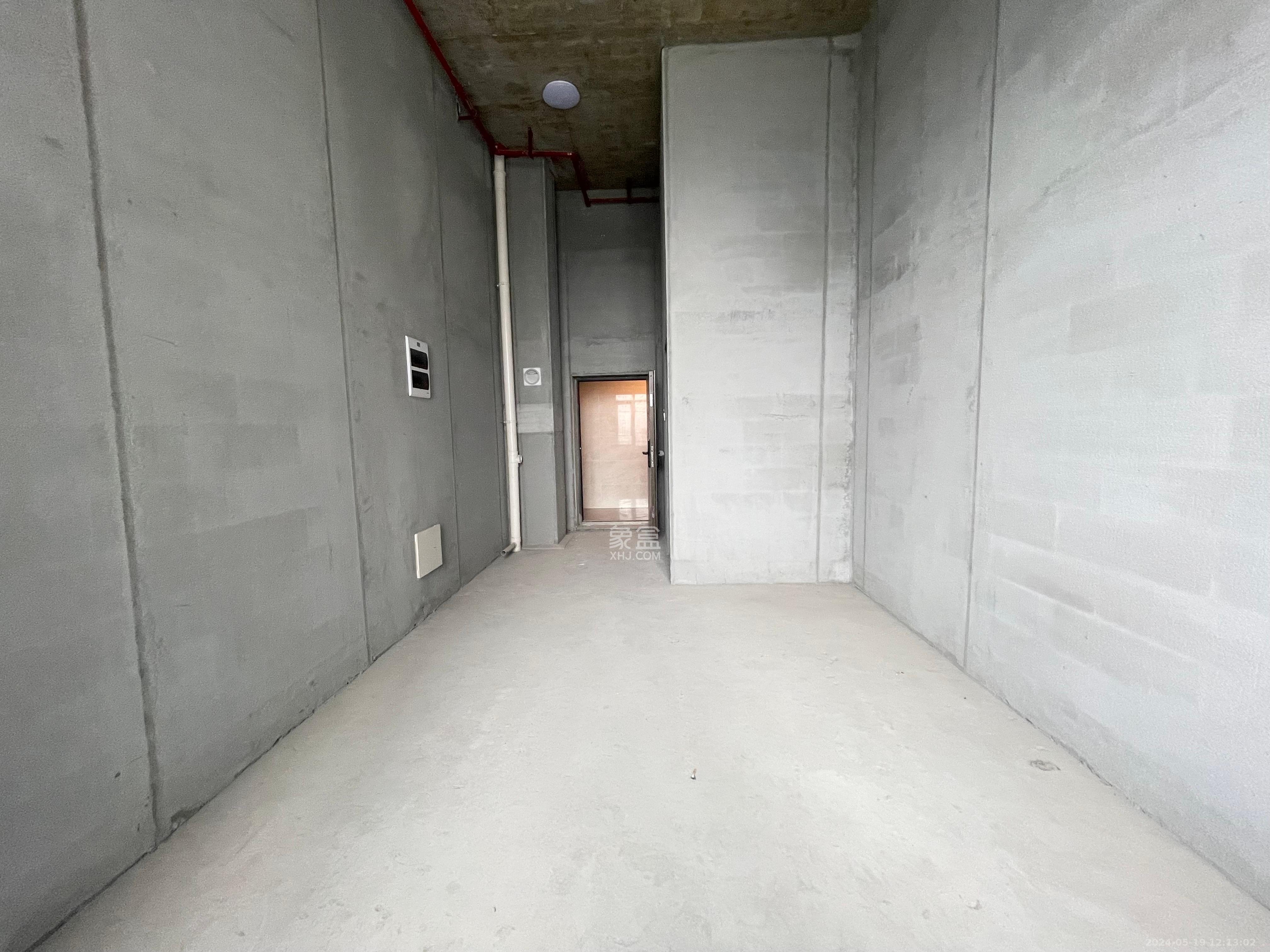 万科紫台  1室1厅1卫    1200.0元/月