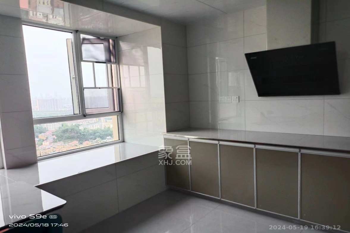 云和华府  0室0厅0卫    5000.0元/月室内图