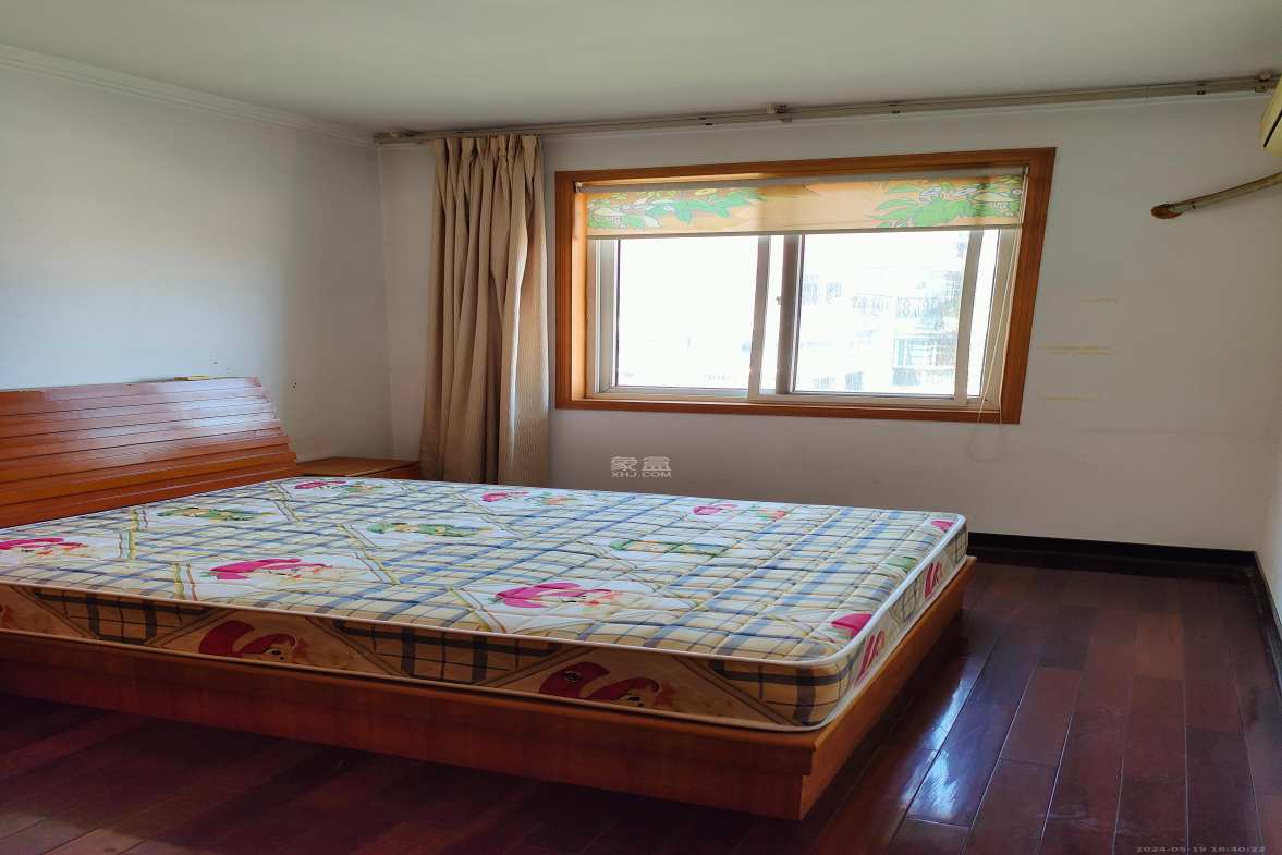 融城花苑  3室2厅2卫   1800.00元/月室内图