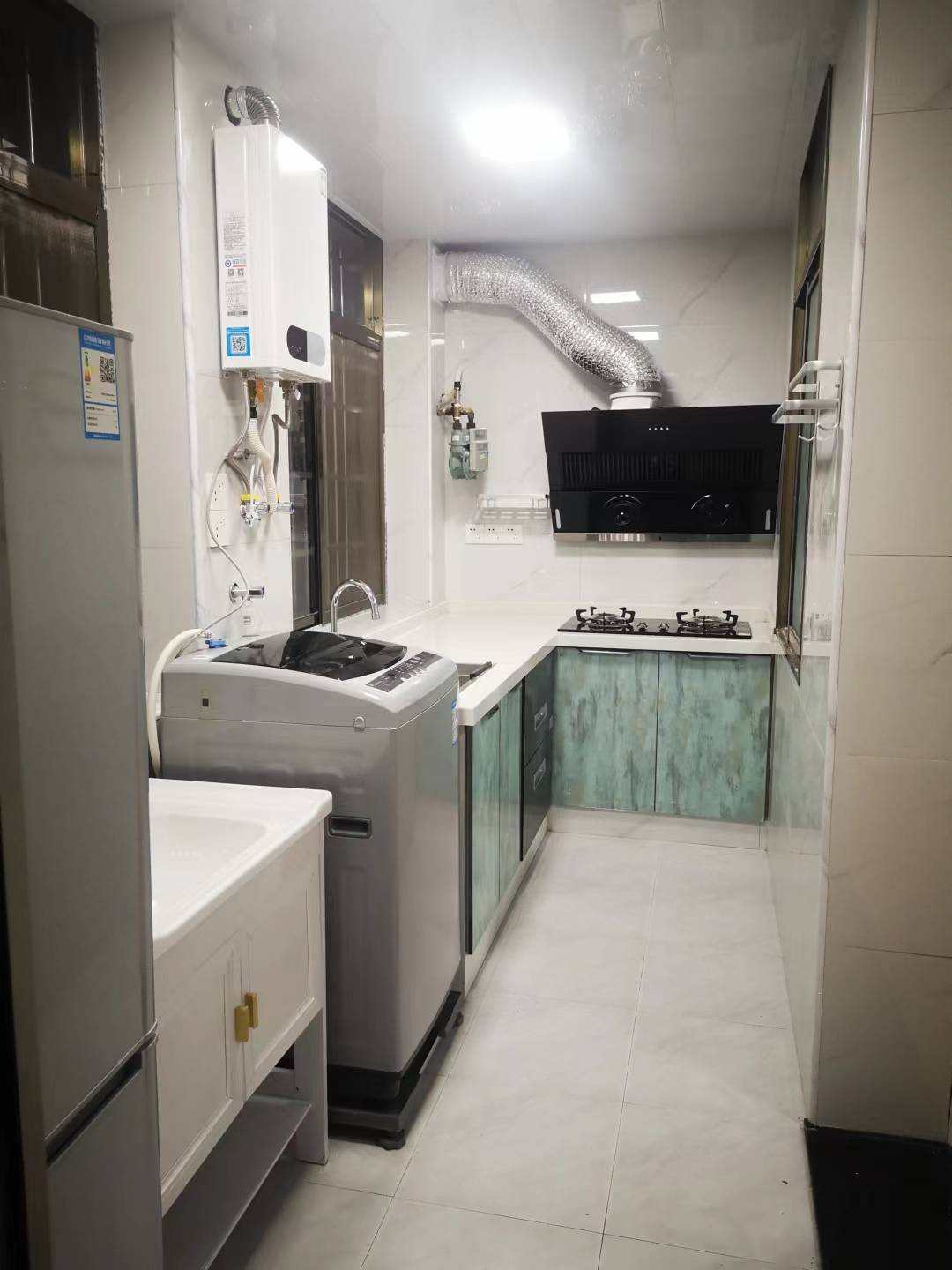 娄底市供销大院家属楼 4室1厅1卫 1600.0元/月 娄底市供销大院家属楼 4室1厅1卫 1600.0元/月室内图