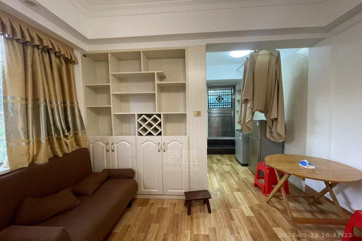 中建御山和苑  1室1厅1卫   1200.00元/月室内图1