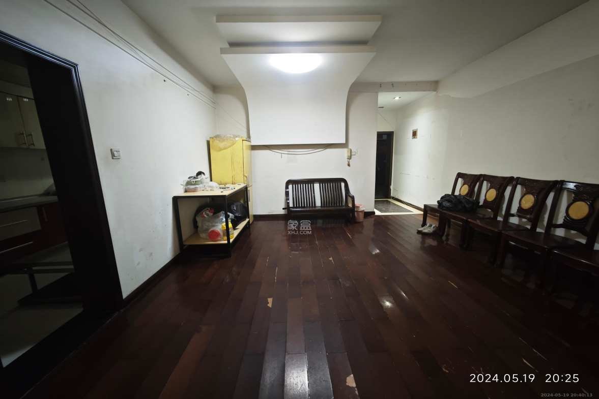 金泉公寓  4室2厅2卫   3200.00元/月室内图1
