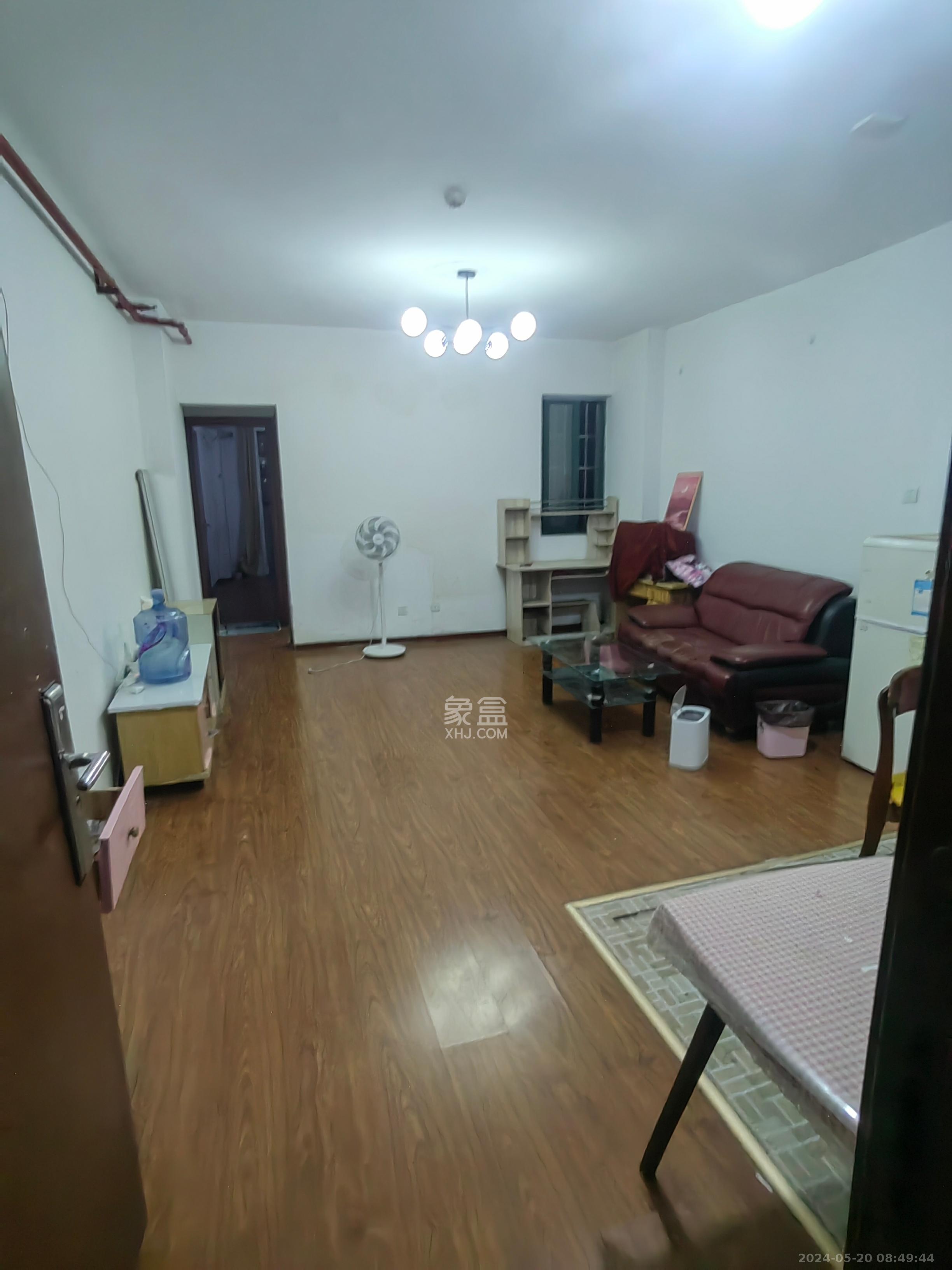 华天LOHO小镇  1室1厅1卫    1100.0元/月