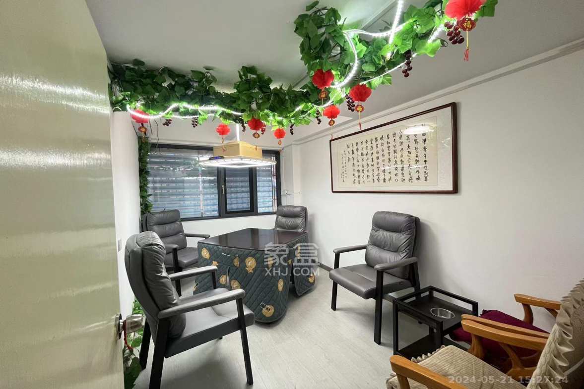 东塘大厦 5室3厅1卫 15000.0元/月 东塘大厦 5室3厅1卫 15000.0元/月室内图