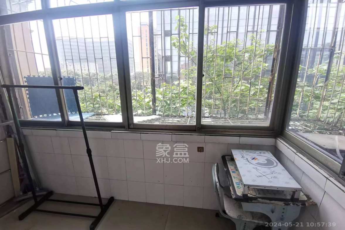 瑞昌粮油宿舍 3室2厅1卫 1800.0元/月 瑞昌粮油宿舍 3室2厅1卫 1800.0元/月室内图