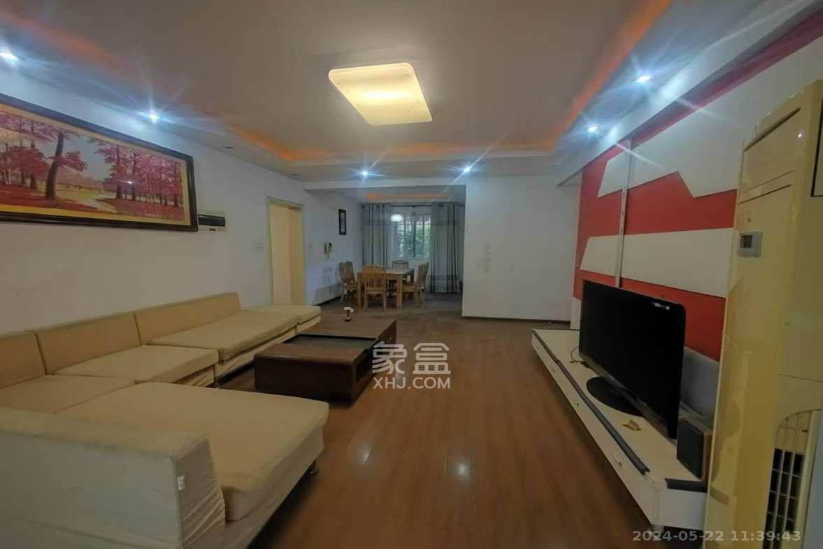 长丰星城  4室2厅2卫    1600.0元/月室内图