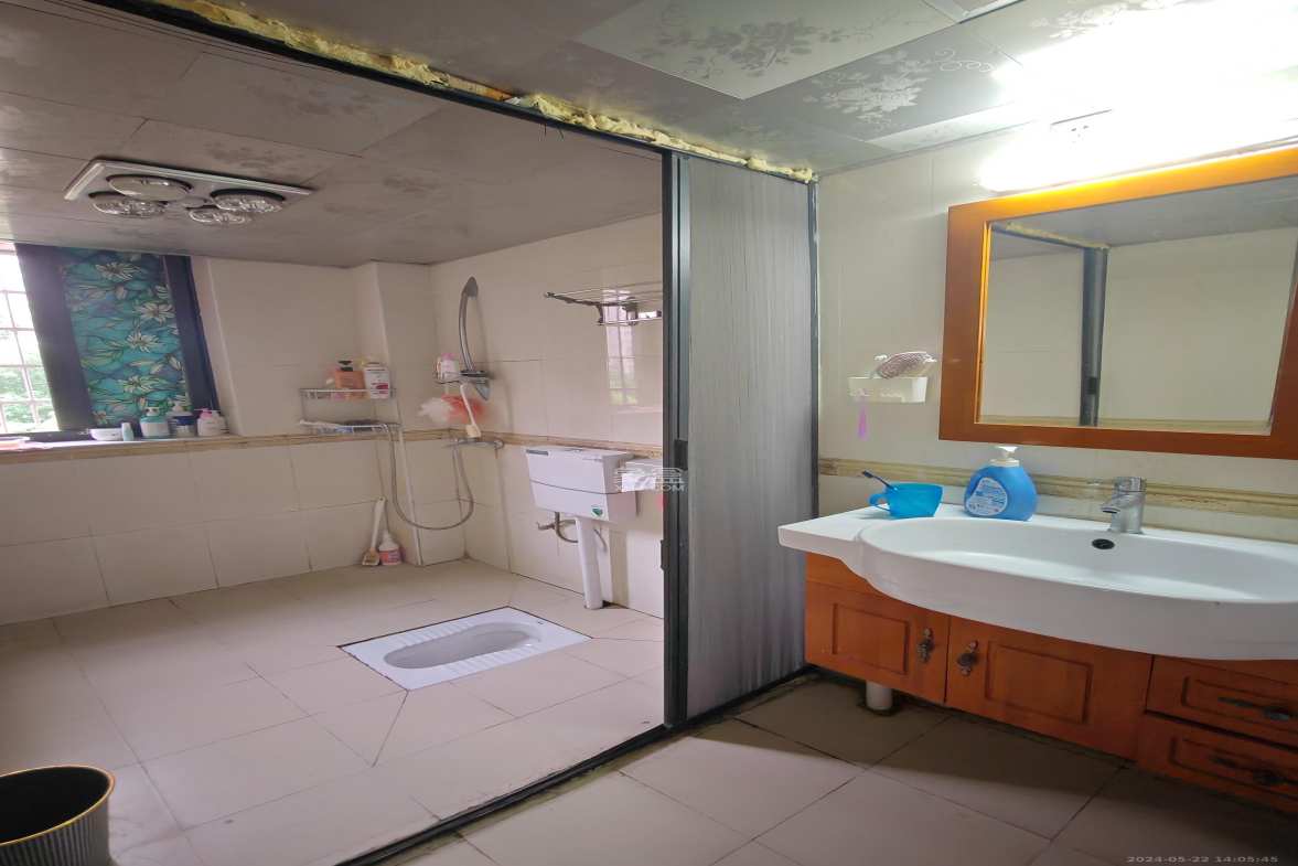 满庭芳小区  2室2厅1卫    2000.0元/月室内图