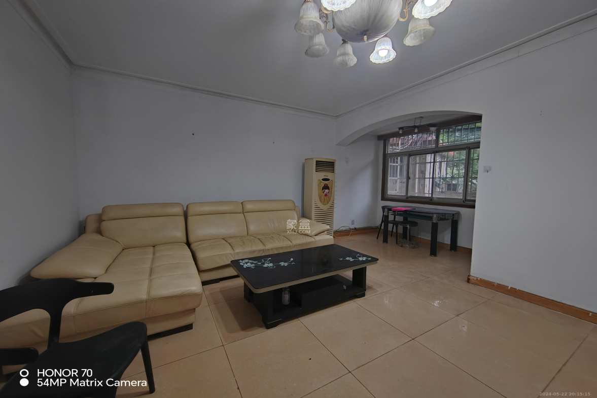 科技职院教师宿舍 2室2厅1卫 1700.0元/月 科技职院教师宿舍 2室2厅1卫 1700.0元/月室内图