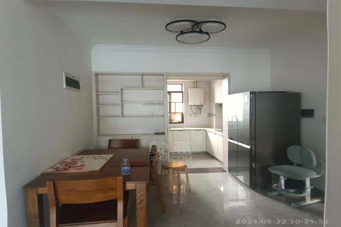 金轮翡翠名园 3室2厅2卫 2500.0元/月 金轮翡翠名园 3室2厅2卫 2500.0元/月室内图