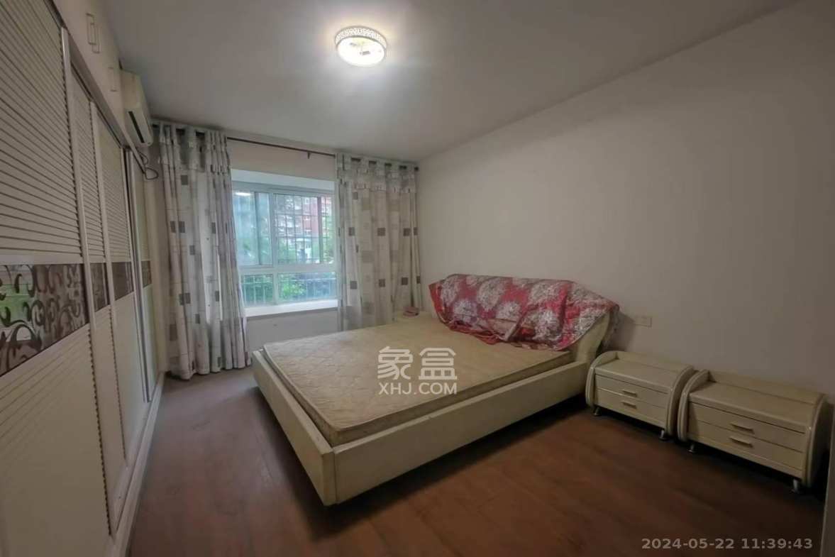 长丰星城  4室2厅2卫    1600.0元/月室内图