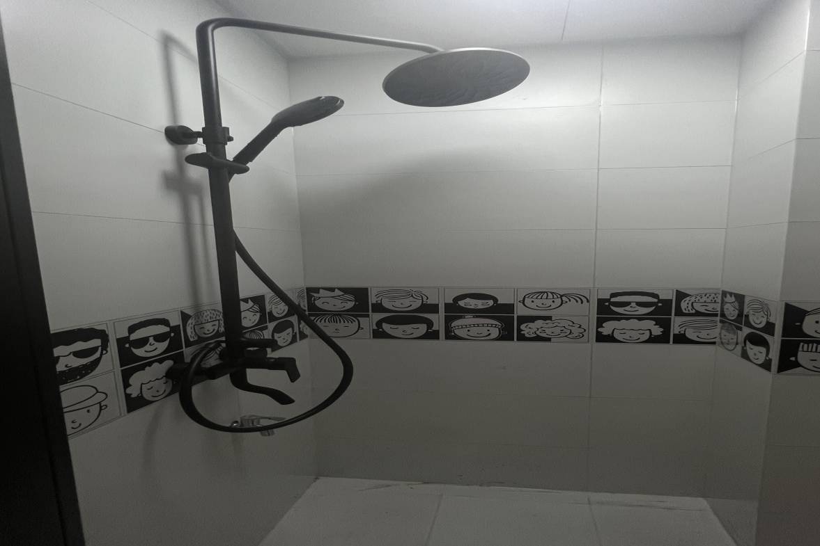 宝基广场  0室0厅0卫   1800.00元/月室内图