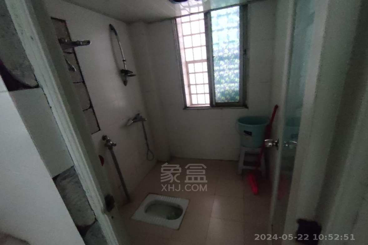 天顺楼 3室1厅1卫 2300.0元/月 天顺楼 3室1厅1卫 2300.0元/月室内图