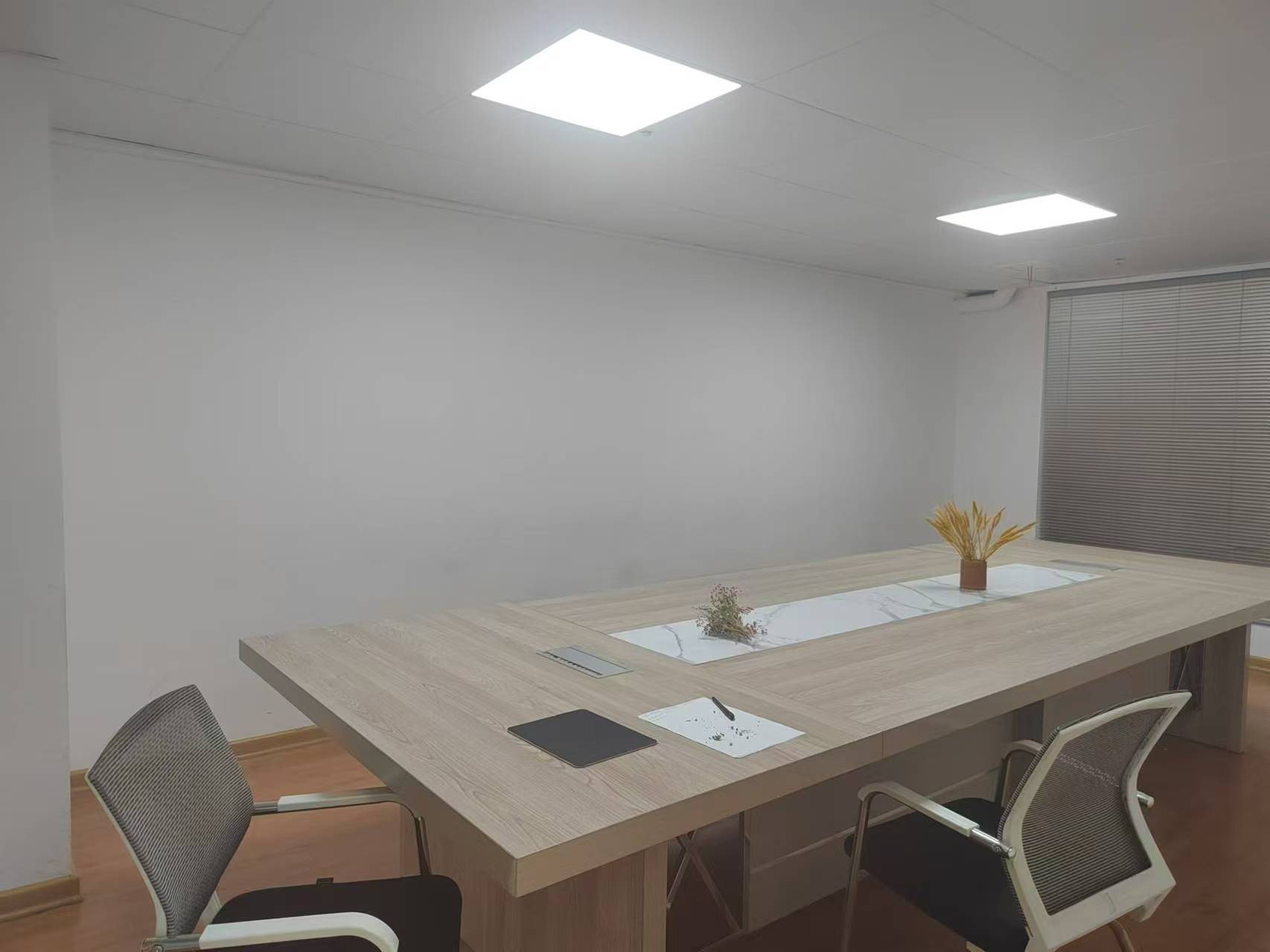 三星华厦   300.0㎡      8000.0元/月室内图