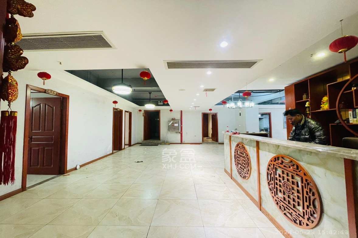 大财门公寓  6室2厅3卫    13000.0元/月 大财门公寓  6室2厅3卫    13000.0元/月室内图