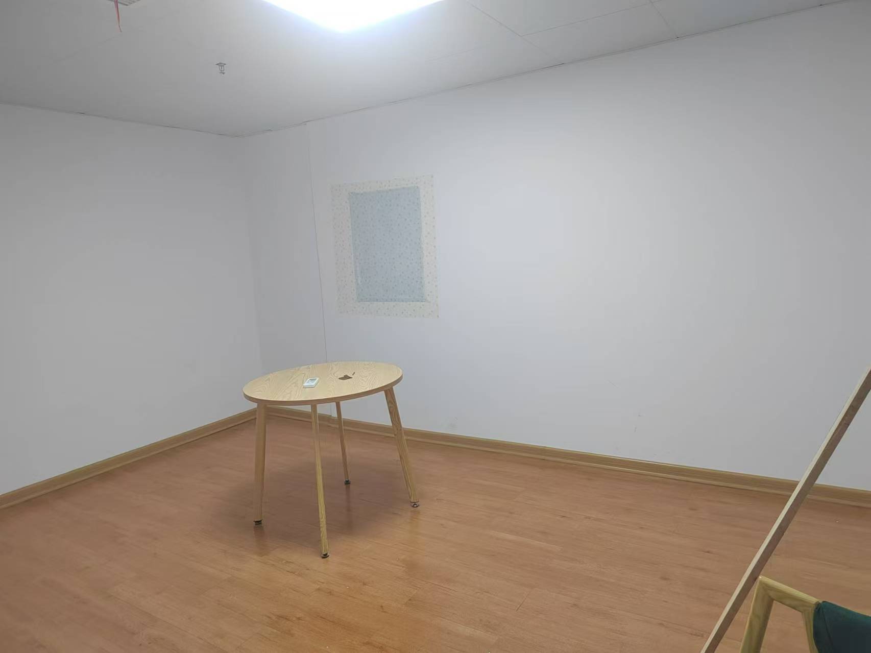 三星华厦   300.0㎡      8000.0元/月室内图