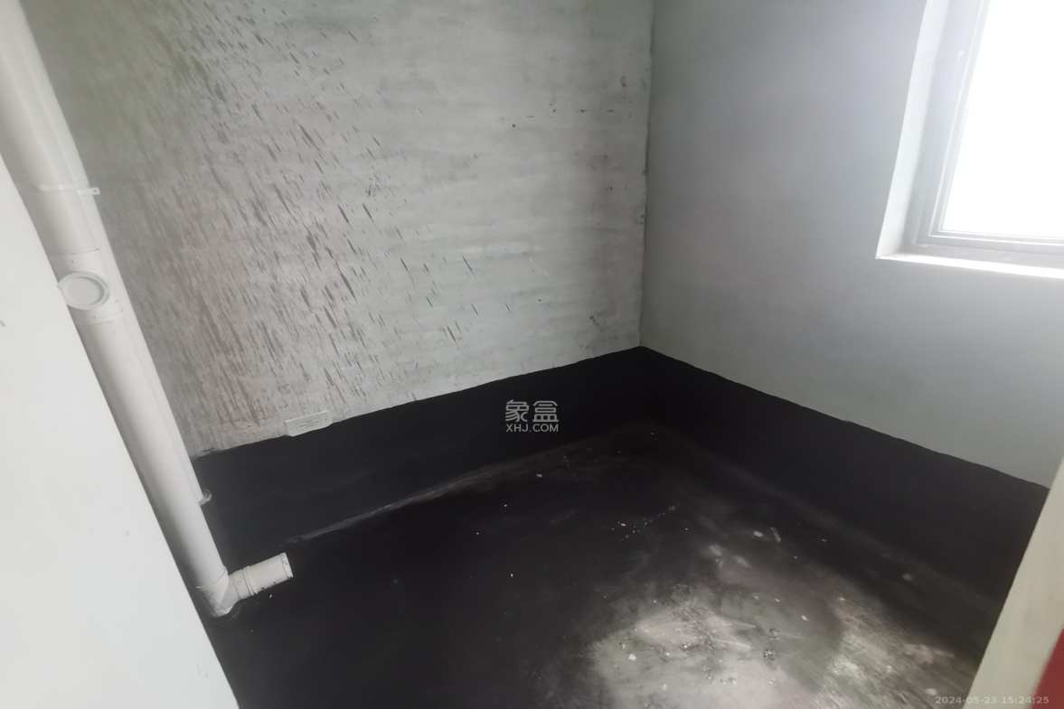 中建昭山印象  5室2厅3卫   100.00万客厅