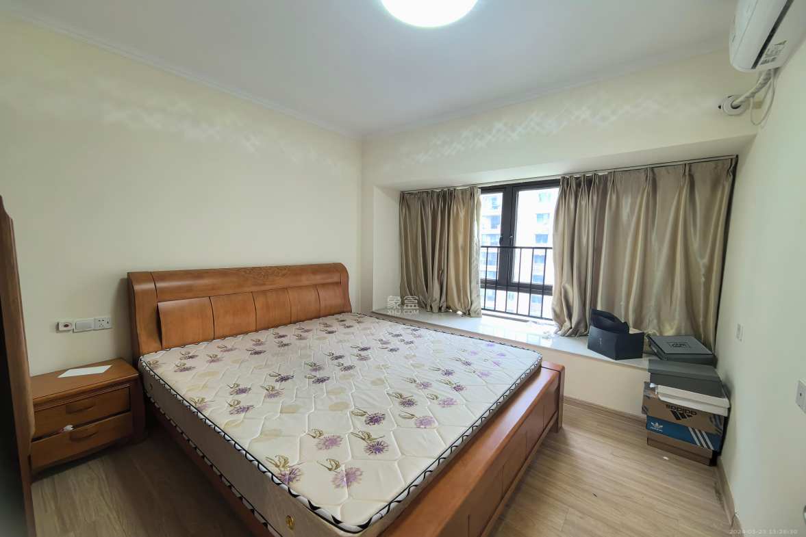 碧桂园公园壹号(凯怡茗苑) 3室2厅1卫 1600.0元/月 碧桂园公园壹号(凯怡茗苑) 3室2厅1卫 1600.0元/月室内图