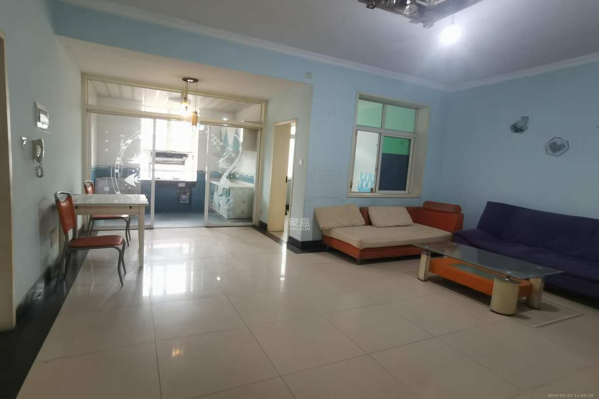 泉塘小区  3室2厅2卫    1300.0元/月 泉塘小区  3室2厅2卫    1300.0元/月室内图