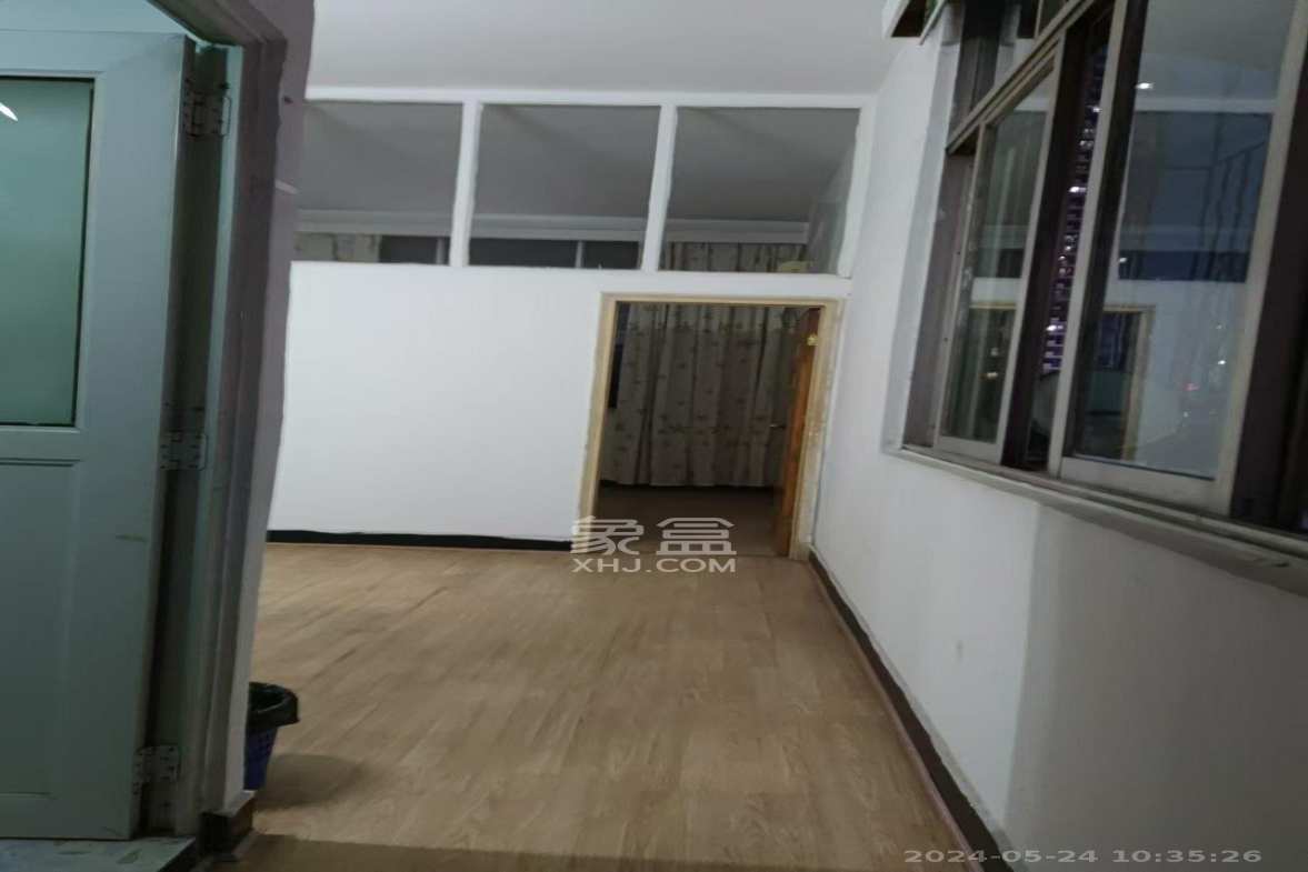 星沙二区 3室2厅1卫 1000.0元/月 星沙二区 3室2厅1卫 1000.0元/月室内图