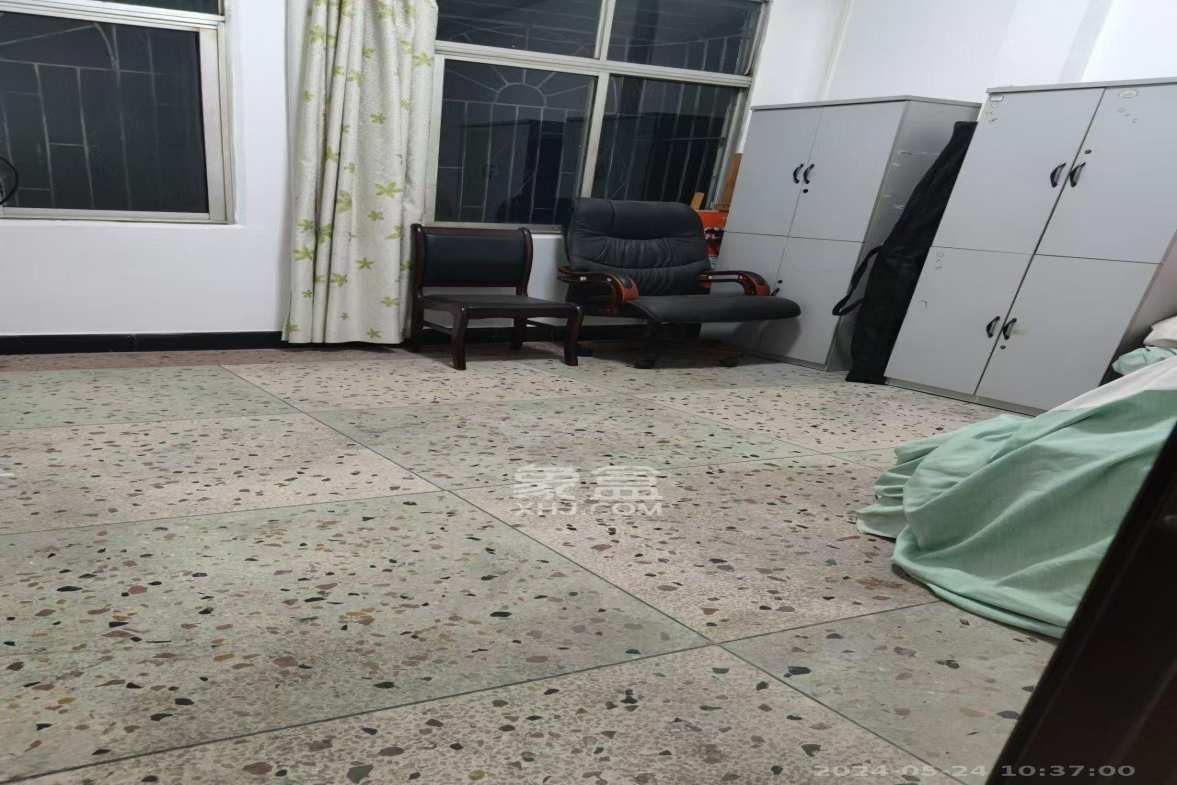 星沙二区 3室2厅1卫 1000.0元/月 星沙二区 3室2厅1卫 1000.0元/月室内图