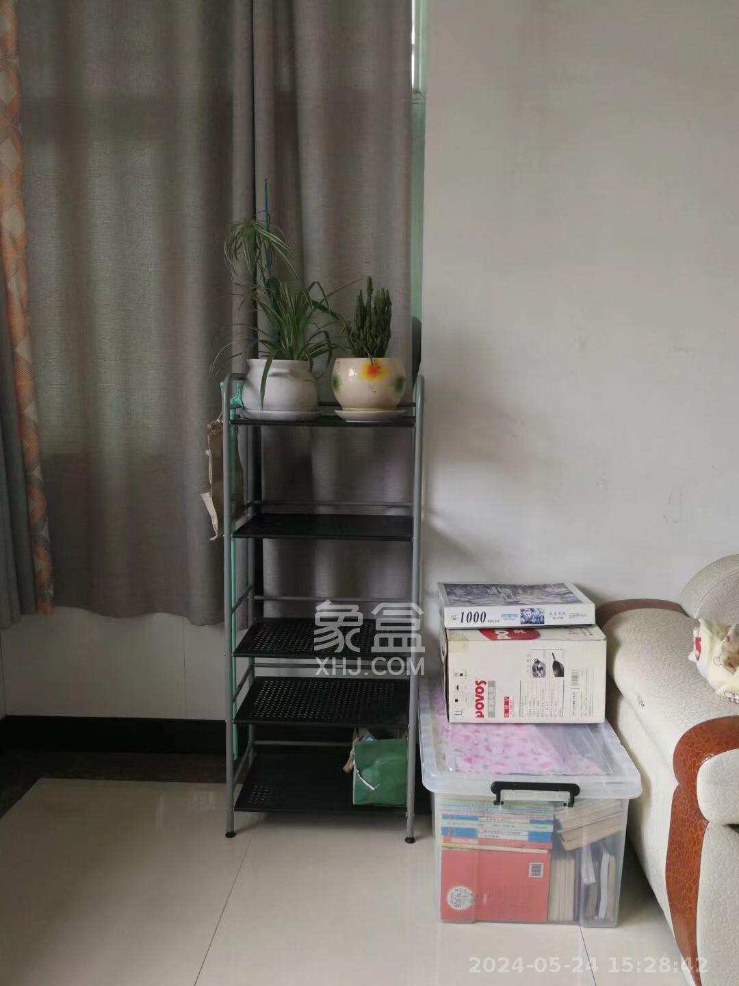 靳江小区  2室2厅1卫    1700.0元/月室内图