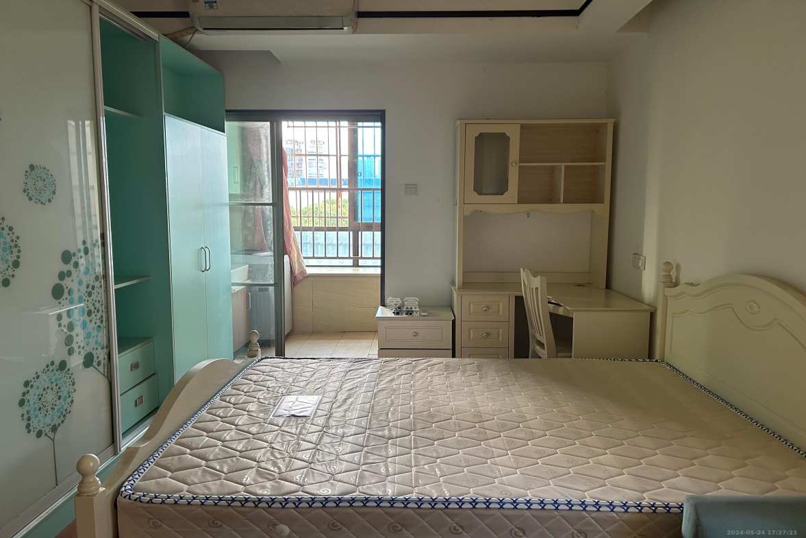 长盛上东区  1室1厅1卫    1600.0元/月室内图