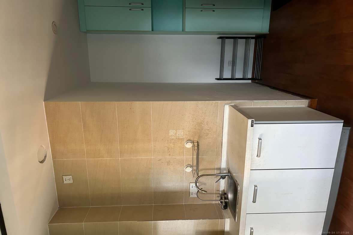 长盛上东区  1室1厅1卫    1600.0元/月室内图