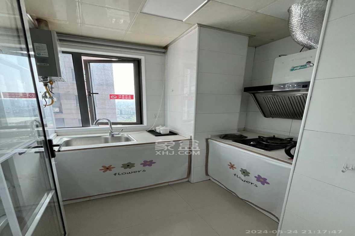 湘域相遇 1室1厅1卫 2200.0元/月 湘域相遇 1室1厅1卫 2200.0元/月室内图