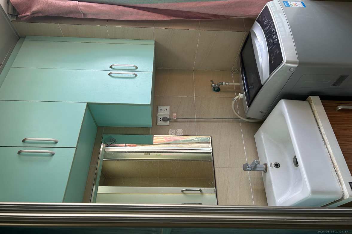 长盛上东区  1室1厅1卫    1600.0元/月室内图