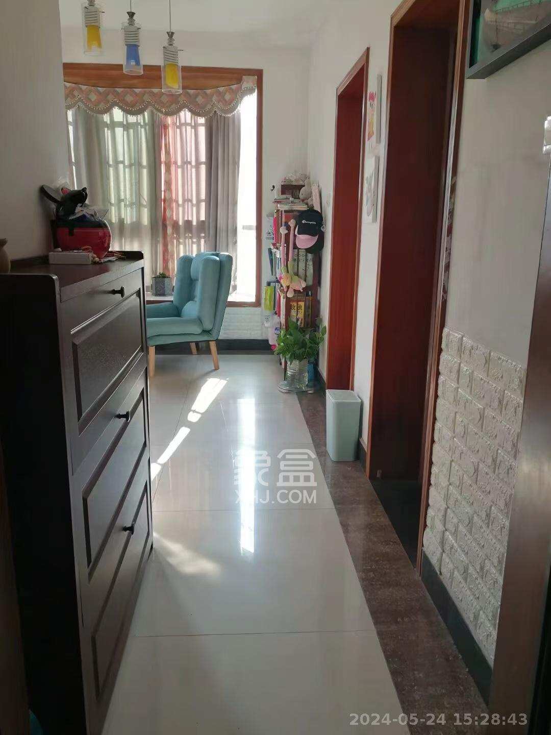 靳江小区  2室2厅1卫    1700.0元/月室内图