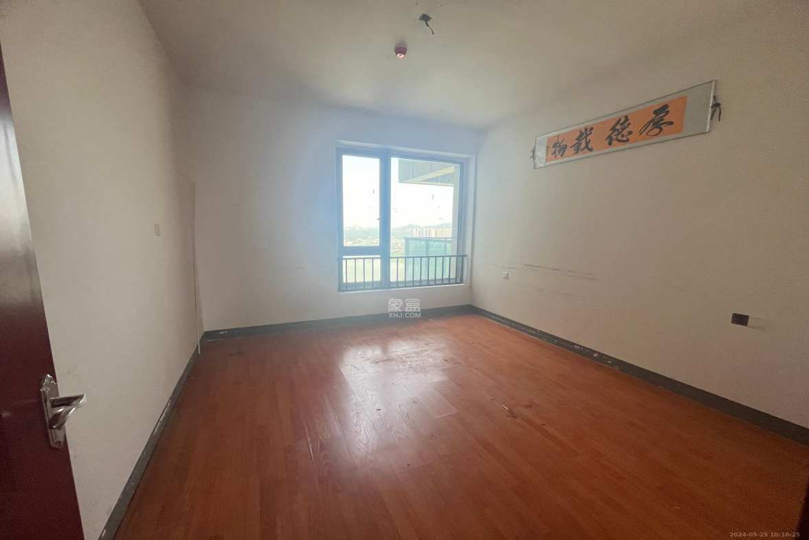 湘江壹号一二三期(创远湘江壹号) 5室2厅4卫 3000.0元/月 湘江壹号一二三期(创远湘江壹号) 5室2厅4卫 3000.0元/月室内图