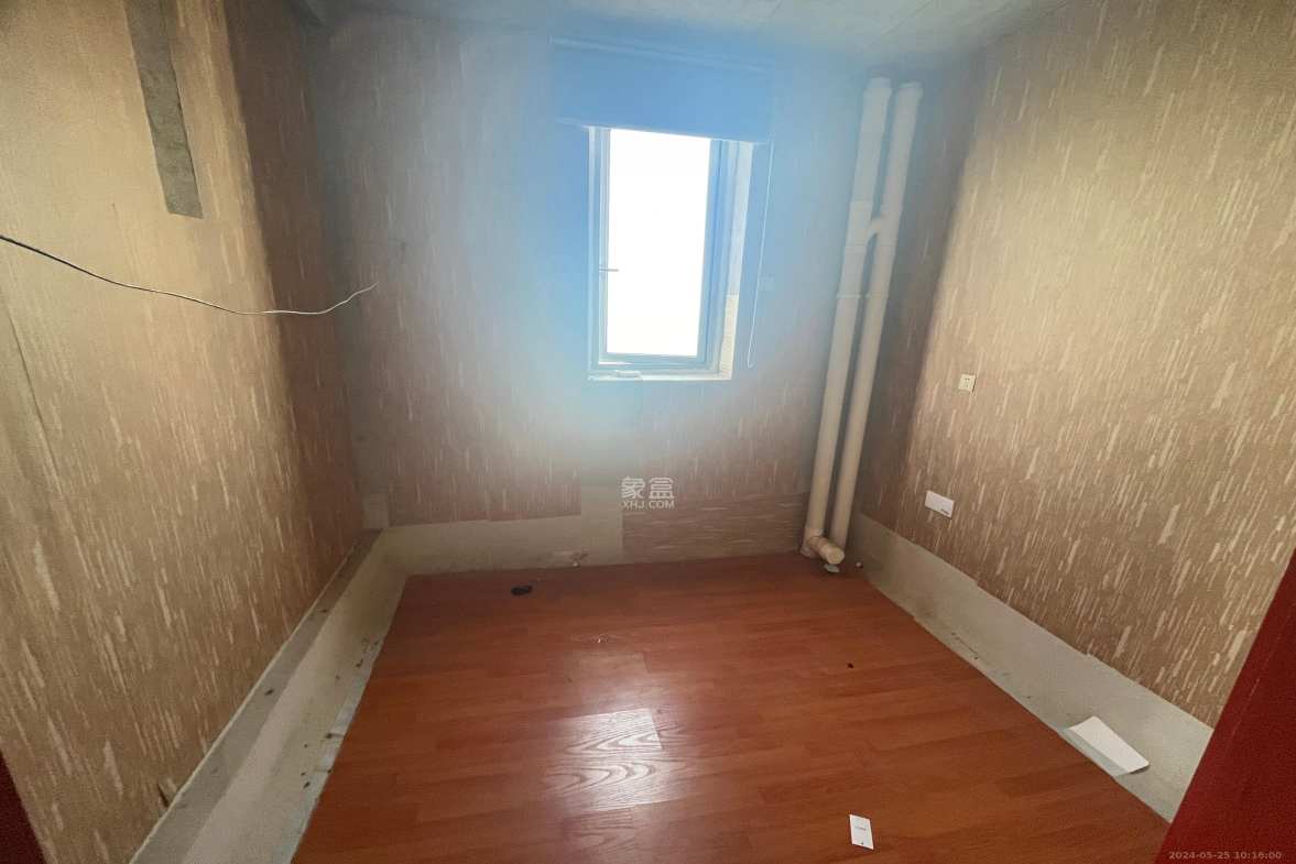 湘江壹号一二三期(创远湘江壹号) 5室2厅4卫 3000.0元/月 湘江壹号一二三期(创远湘江壹号) 5室2厅4卫 3000.0元/月室内图